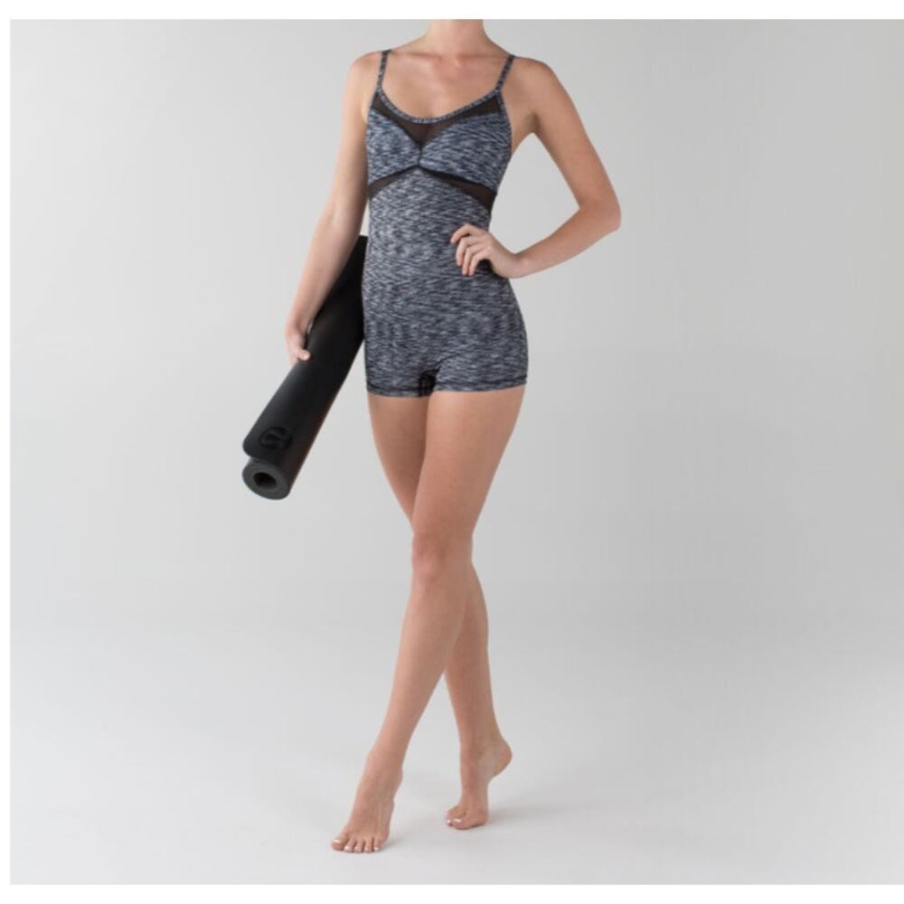 Lululemon - Drop It Like it's Hot Leotard  - Grey Space Dye - Sz 6 (Preloved)